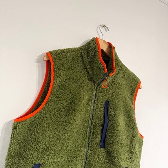 Outerknown Skyline Sherpa Vest green full zip orange accent fleece - Picture 3 of 9